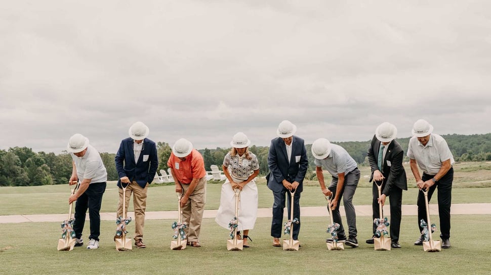 16-9 Images_0001_CutalongGolfClubhouseGroundbreaking_Image2